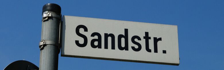 Straßenschild Sandstraße