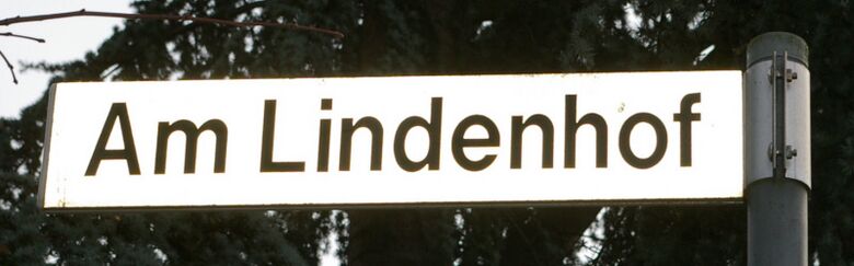 Straßenschild Am Lindenhof