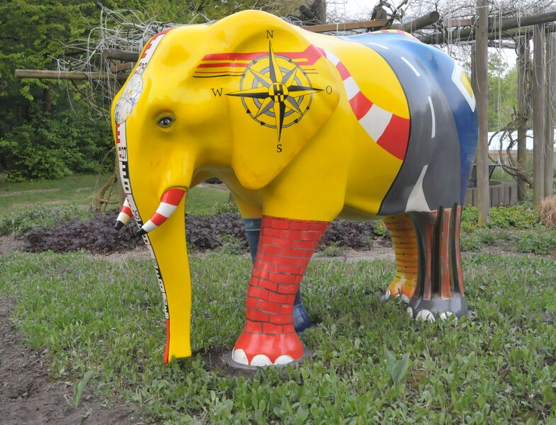 Datei:Elefant 2009 4.jpg